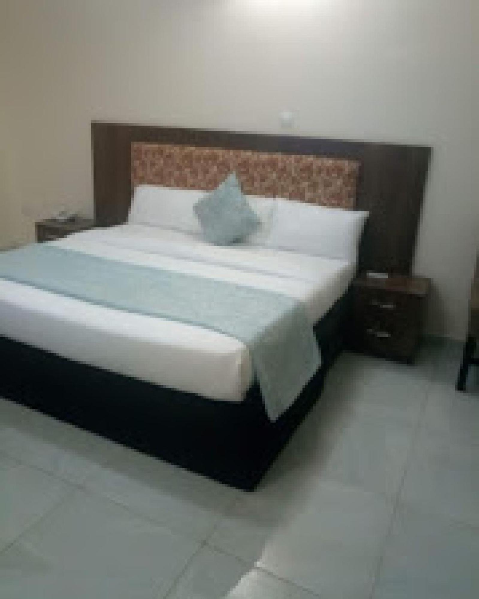 Room In Lodge - Bayse One Premium Hotel Ibadan Exterior photo